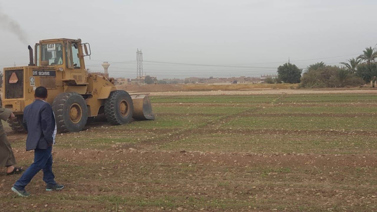 CFF9969F-C6F9-40F9-8FCF-390180BB69F8_2004041209075247