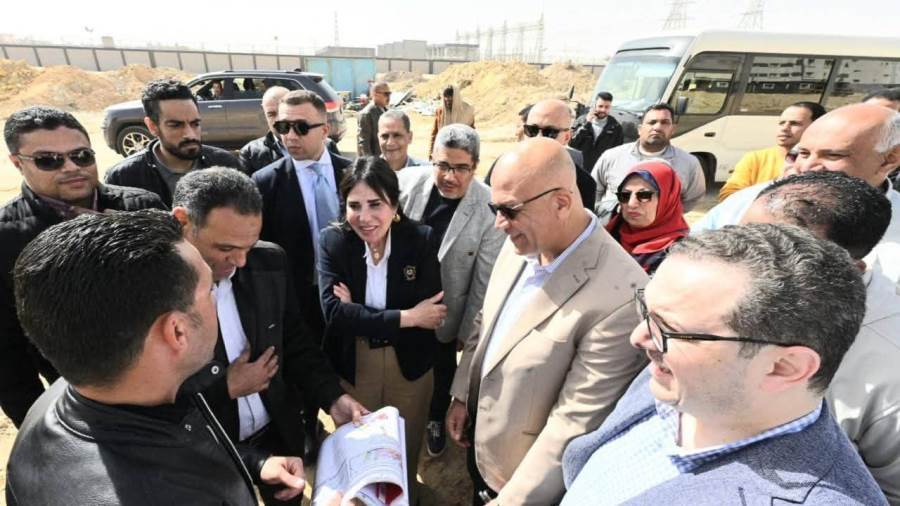 في أولى جولاتها الميدانية.. وزيرة الإسكان تتفقد «سكن لكل المصريين» بحدائق العاصمة