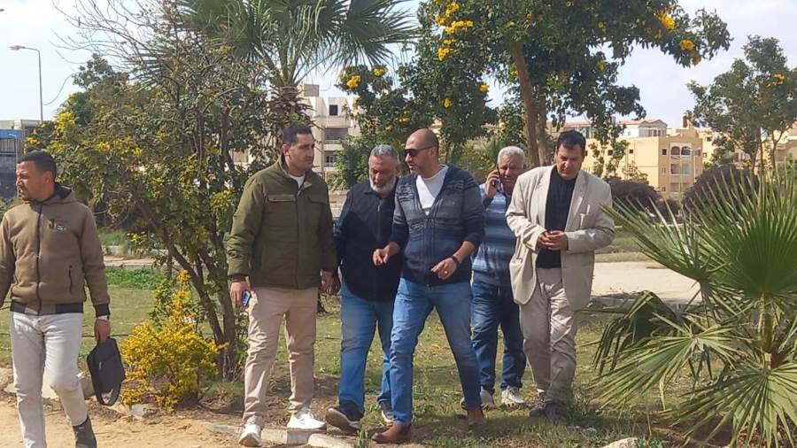 رئيس جهاز مدينة الشروق يوجه بالبدء الفوري لأعمال تطوير مناطق الإسكان العائلي 1 و2