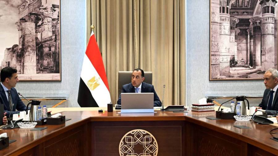 الحكومة تمنح حوافز استثنائية لشركات السيارات العالمية لتوطين الصناعة في مصر