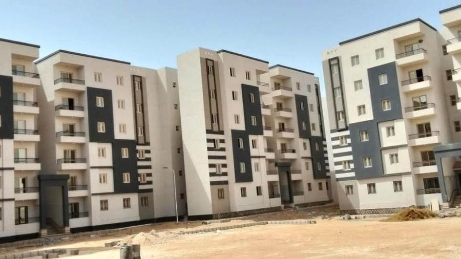 وزيرة الإسكان تتابع مشروعات البنية التحتية وتطوير المحاور بمدن الصعيد الجديدة