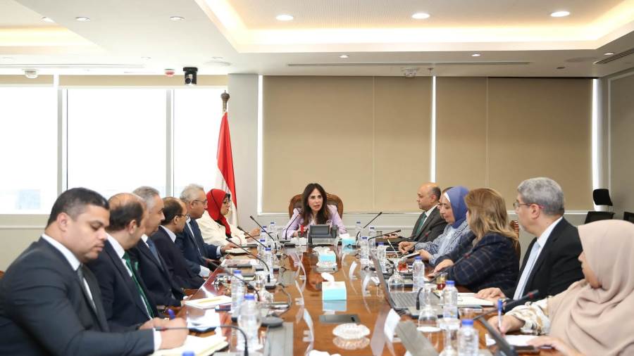 وزيرة الإسكان تتابع اللمسات النهائية بمشروع «حدائق تلال الفسطاط» تمهيدًا للتشغيل
