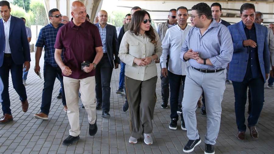 وزيرة الإسكان تتابع أعمال ربط خطوط الصرف الرئيسية بالقاهرة الجديدة المتجهة إلى محطة الجبل الأصفر