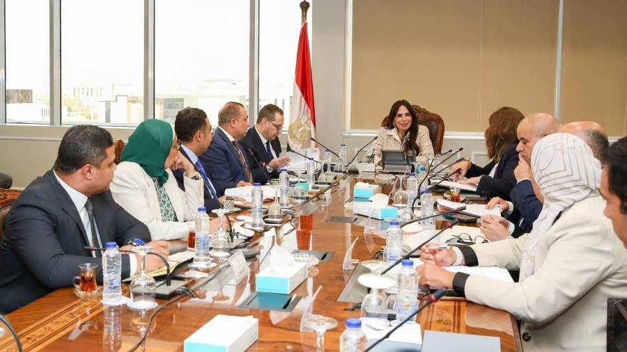 وزيرة الإسكان توجه بالتوسع في الشراكة مع المطورين ضمن مبادرة «سكن لكل المصريين»