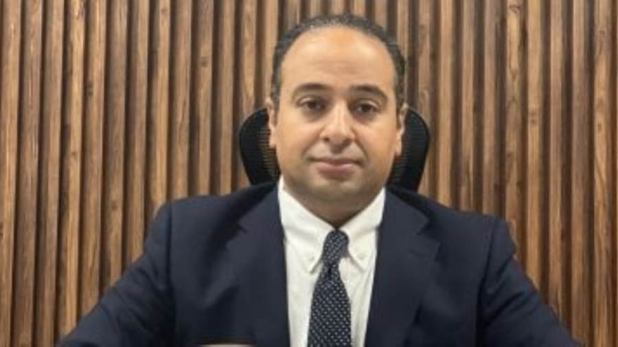 تكليف الدكتور أحمد عمارة بالإشراف على مركز المعلومات بهيئة المجتمعات العمرانية الجديدة
