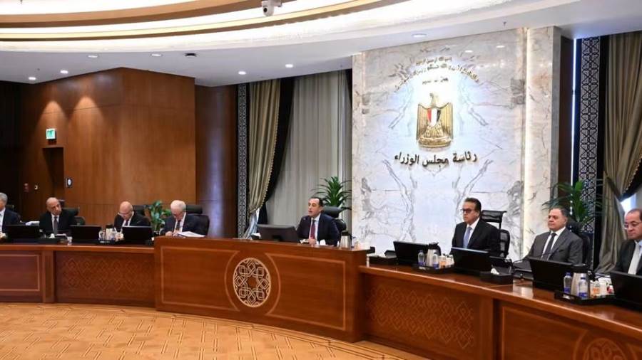 الحكومة تنهي نظام العمل عن بُعد يوم الأحد 