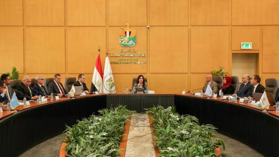 «المنشاوي» تتابع ملف تقنين الأراضي بالمدن الجديدة