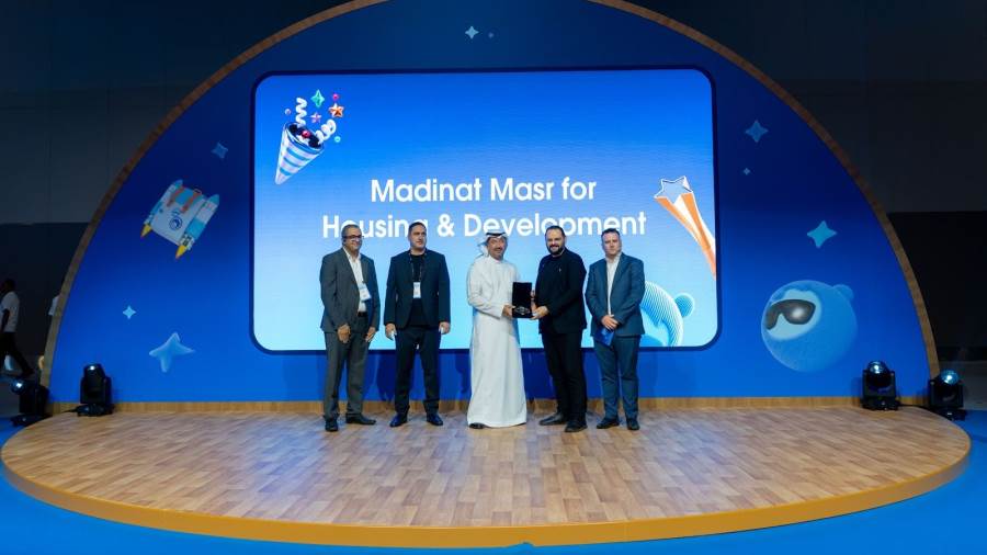مدينة مصر تحصد جائزة Agentforce للابتكار خلال فعالية Salesforce Agentforce World Tour Dubai 2026