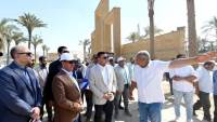 وزير الإسكان يتفقد مكونات مشروع حدائق تلال الفسطاط