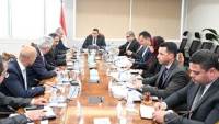 وزير الإسكان يبحث مع شركة سامكريت الموقف التنفيذي لمشروعاتها بالمدن الجديدة