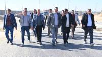 جولة ميدانية لنائب رئيس هيئة المجتمعات العمرانية لمتابعة مشروعات المرافق بالعاشر