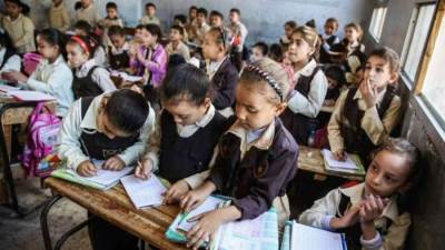 تعطيل الدراسة بالمدارس والجامعات بسبب موجة الطقس السىء