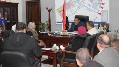 جهاز حدائق أكتوبر يناقش أزمة المنشآت التعليمية بالمدينة 