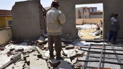 جهاز مدينة الشيخ زايد يشن حملة مكبرة لإزالة مخالفات البناء بالمدينة