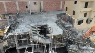 إزالة مبنى مخالف بقطعة أرض  في مدينة الشروق