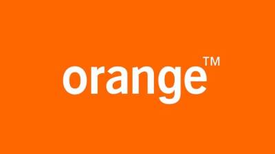 "اورنچ كاش" تتيح خدماتها من المنزل وتمنح هدايا للمشتركين