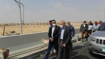 بهجات يتفقد طريق الواحات وكوبري الواحات