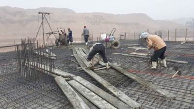 وزير الإسكان: صب سقف الدور الثالث بعمارات الإسكان الفاخر