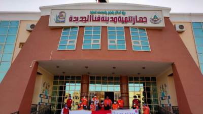 بالصور .. حملات تطهير للمبانى فى قنا الجديدة لمكافحة كورونا