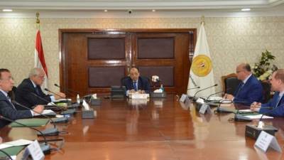 وزير التنمية المحلية يتابع جهود التصدي لمخالفات البناء