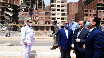 حملات مكثفة لمواجهة فوضى البناء المخالف بالقاهرة الجديدة