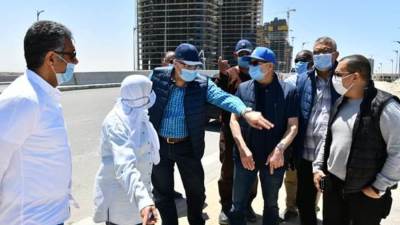 محسن صلاح يتفقد مشروعات مدينة العلمين الجديدة (صور)