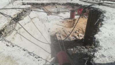 جهاز مدينة الشروق يزيل دور مخالف ( صور )