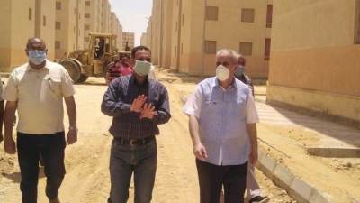 كمال بهجات يتفقد سير العمل بمشروعات مدينة بدر