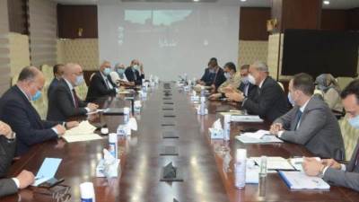 وزير الإسكان ومحافظا القاهرة والقليوبية يتابعان تطوير " ترعة الطوارئ "