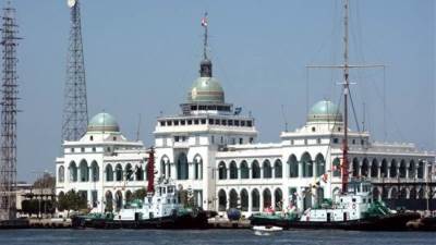 بالفيديو... هيئة قناة السويس: رسوم عبور أكبر سفينة حاويات تتجاوز مليون دولار