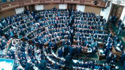 البرلمان يعلن إصابة نائب " قليوب " بكورونا وعزله بمستشفي في الجيزة