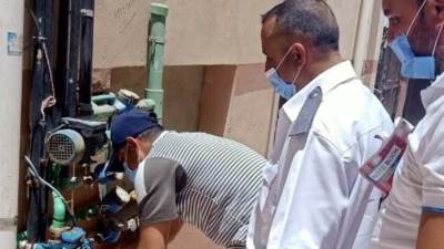 بالصور.. حملة لإزالة وصلات المياه والصرف الغير رسمية بدمياط الجديدة