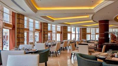 الحكومة : ٣,٥ مليون عامل بالقطاعات المتضررة .. والسياحة والمطاعم أكبر المتضررين