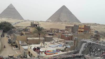 تنفيذا لتوجيهات السيسي.. صرف مرتبات العمالة المنتظمة بالسياحة