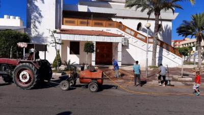 جهاز دمياط الجديدة يتابع تنفيذ اجراءات فتح دور العبادة