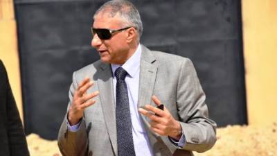 رئيس جهاز القاهرة الجديدة يتفقد سير العمل بمشروعى محطة تنقية المياه