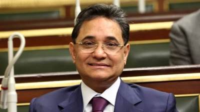 عبدالرحيم علي  يعلن إصابته بكورونا من العناية المركزة في باريس 