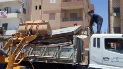 بالصور.. حملة مفاجئة لإزالة الإشغالات والتعديات بـ«العاشر من رمضان»