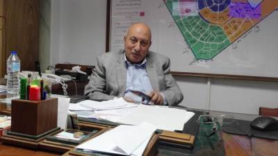 مصطفي فهمي يعلن خطة تطوير مدينة الشيخ زايد