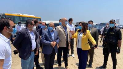 وزيرا الإسكان والتنمية المحلية يتفقدان موقع مجزر دمياط