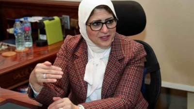 «الصحة» توضح حقيقة تجريع الأطفال تطعيمات تسبب العقم