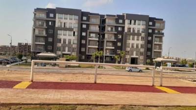 وزير الإسكان: جارٍ الانتهاء من تنفيذ 1128 وحدة بـ«دار مصر» في بدر
