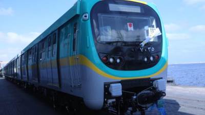 ممر آمن بين العربات.. «النقل»: وصول ثاني قطارات الخط الثالث للمترو