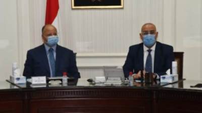 وزير الإسكان يستعرض البدائل التخطيطية لتطوير كنيسة العذراء بحي الزيتون