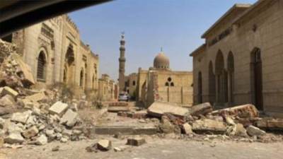 «القاهرة» توضح حقيقة هدم مقابر المماليك: نسعى لإنشاء محور الفردوس (صور)