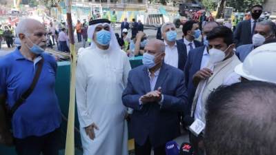 وزير النقل يطمئن سكان عمارة الشربتلي بالزمالك: حركة قطارات المترو آمنة