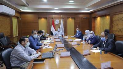 وزير النقل: خطة شاملة لإنشاء موانئ جافة ومناطق لوجيستية لخدمة المجتمع التجاري