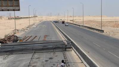 تحويلات مرورية لتنفيد نفق وكوبري لربط مدينة «6 أكتوبر» بالطريق الدائري (صور)