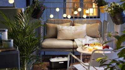 ١٧ صورة تلهمك بأفكار غير تقليدية لتزيين البلكونة الصغيرة