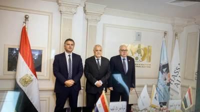 «العربية للتصنيع» و«حسن علام» توقعان بروتوكولا لتنفيذ المشروعات القومية بمصر
